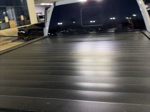 Used 2025 Ford F250 Platinum image 3