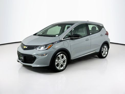 Used 2020 Chevrolet Bolt LT FWD image 3