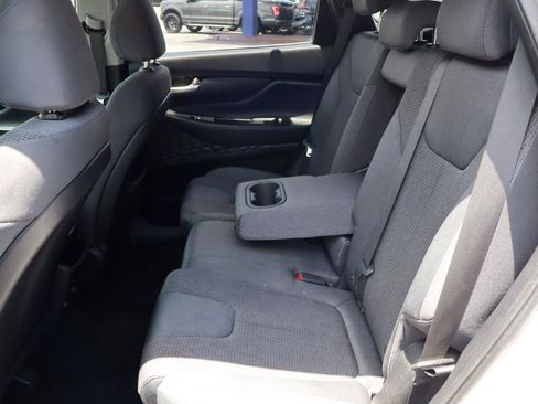 Used 2019 Hyundai Santa Fe SEL FWD image 16