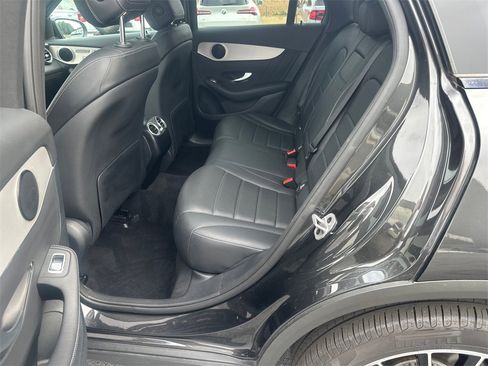 Used 2022 Mercedes-Benz GLC 300 image 23