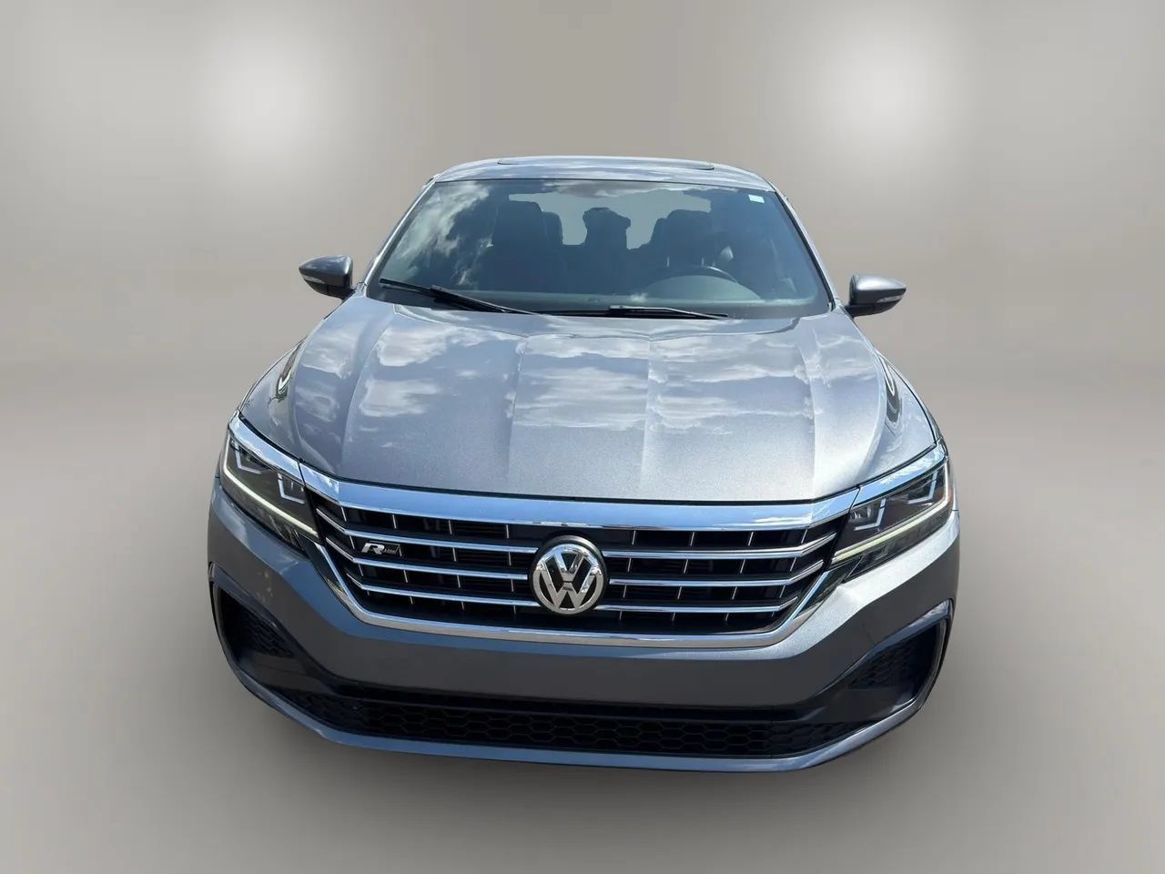 Used 2021 Volkswagen Passat 2.0T R-Line FWD image 2