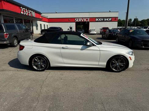 Used 2016 BMW M235i Convertible RWD image 10