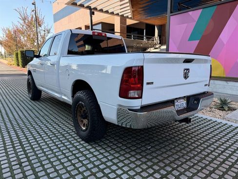 Used 2018 RAM 1500 Classic SLT image 6