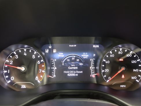 Used 2024 Jeep Compass Latitude AWD/4WD image 20