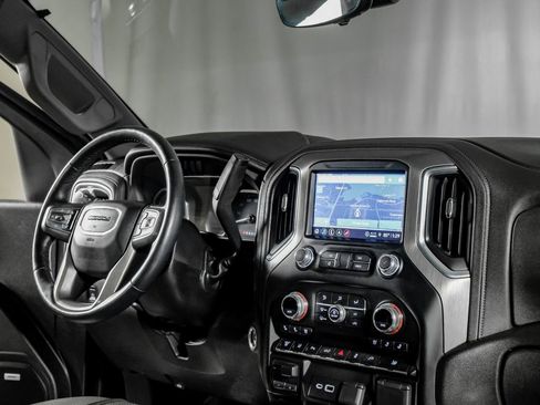 Used 2023 GMC Sierra 3500 Denali w/ Denali Ultimate Package AWD/4WD image 24
