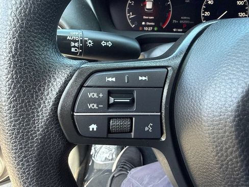 Used 2026 Honda HR-V LX image 24