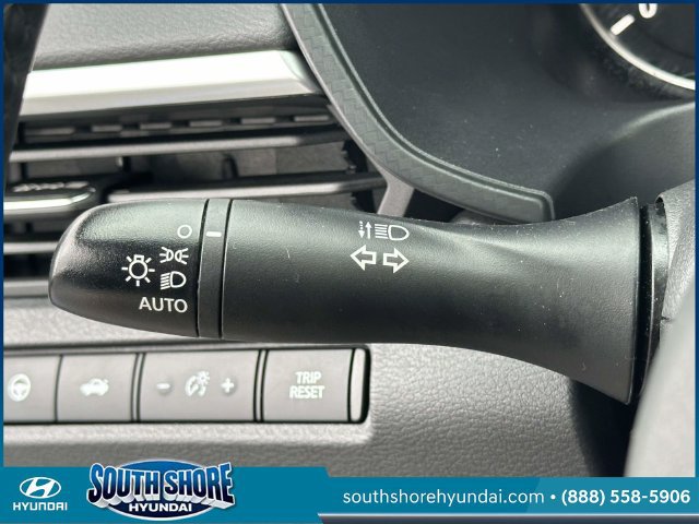 Used 2022 Nissan Altima 2.5 SV w/ SV Premium Package FWD image 26
