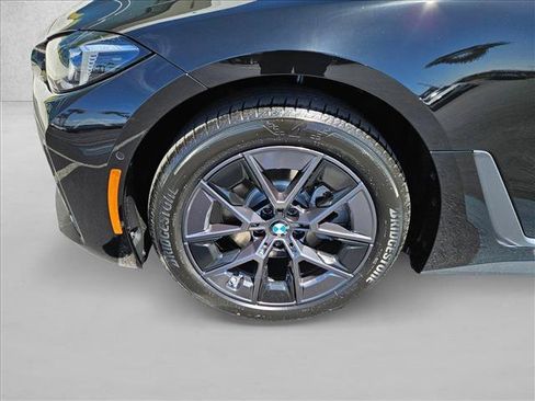 New 2026 BMW i4 eDrive40 w/ Parking Assistance Package RWD image 15