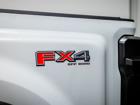 Used 2026 Ford F450 Platinum w/ Platinum Plus Package AWD/4WD image 16