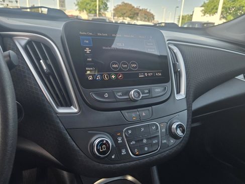 Used 2024 Chevrolet Malibu LT FWD image 16