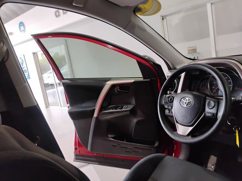 Used 2015 Toyota RAV4 LE FWD image 67