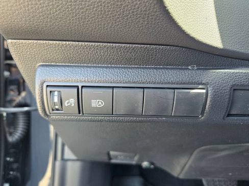Used 2026 Toyota Corolla LE FWD image 19