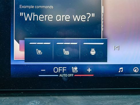 Used 2024 BMW X5 xDrive40i w/ Premium Package image 27