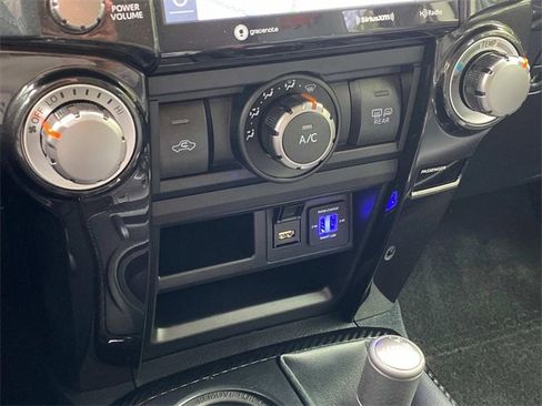 Used 2023 Toyota 4Runner TRD Off-Road Premium image 26