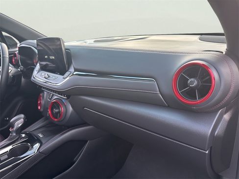 Used 2023 Chevrolet Blazer RS w/ Enhanced Convenience Package image 21