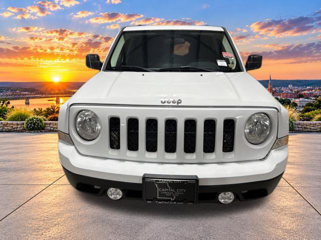 Used 2011 Jeep Patriot Latitude AWD/4WD image 10