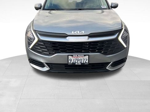 Used 2023 Kia Sportage LX AWD/4WD image 2