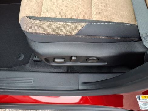 New 2026 Chevrolet Equinox ACTIV w/ Convenience Package III AWD/4WD image 18