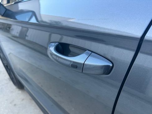 New 2026 Volkswagen Taos SE image 27