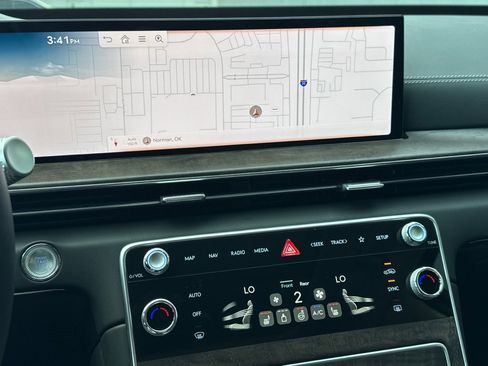 New 2026 Genesis GV80 2.5T Select image 8