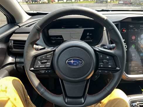 Certified 2026 Subaru Crosstrek 2.5i Limited w/ Crosstrek Mirror Package AWD/4WD image 17