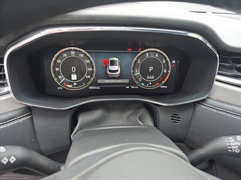 Used 2024 Jaguar F-PACE R-Dynamic S AWD/4WD image 20