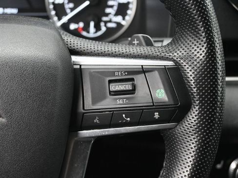 Used 2024 Mitsubishi Outlander SE image 14