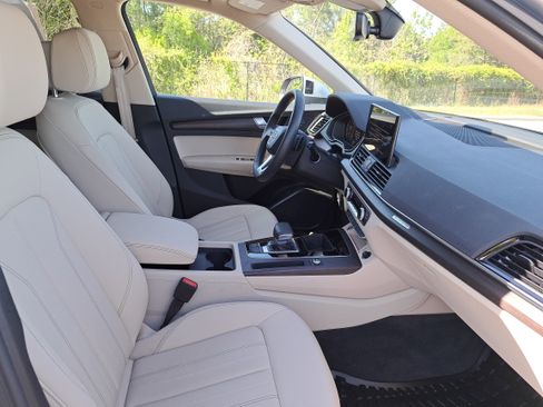 Used 2025 Audi Q5 2.0T Premium image 10