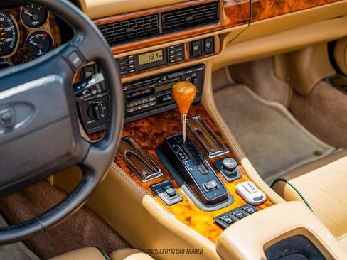 Used 1994 Jaguar XJS V12 Convertible image 31
