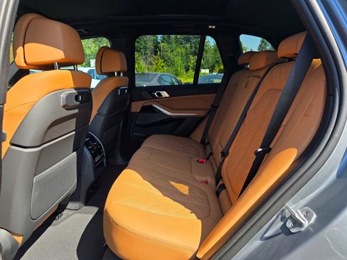 Used 2026 BMW X5 xDrive40i image 17