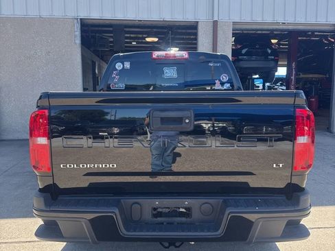 Used 2022 Chevrolet Colorado LT w/ LT Convenience Package RWD image 4