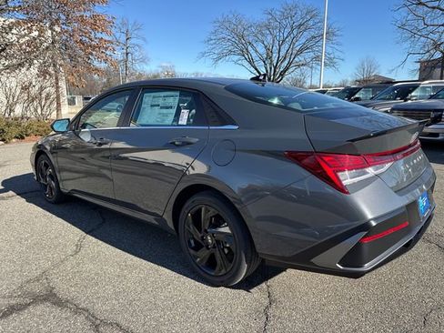 New 2026 Hyundai Elantra SEL Sport image 11