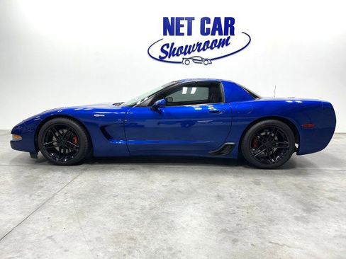 Used 2002 Chevrolet Corvette Z06 w/ Memory Pkg image 3