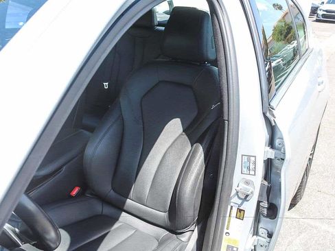 Used 2019 BMW 530e w/ Convenience Package RWD image 24