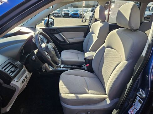 Used 2015 Subaru Forester 2.5i Premium w/ All-Weather Package image 12