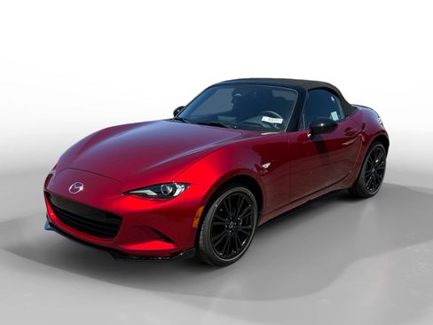 New 2026 MAZDA MX-5 Miata Club w/ Interior Package RWD image 1