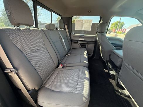 Used 2017 Ford F150 XLT w/ Equipment Group 302A Luxury AWD/4WD image 33