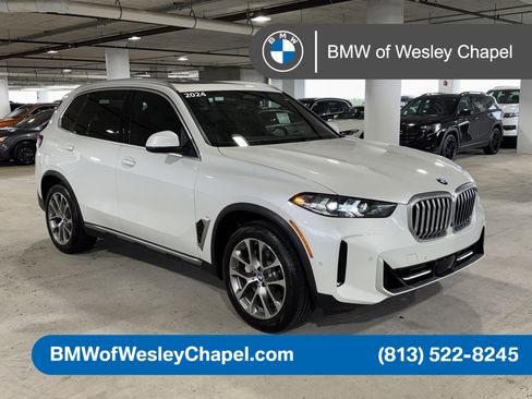 Used 2024 BMW X5 sDrive40i w/ Parking Assistance Package RWD image 1