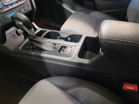 Used 2018 Ford Escape SE FWD image 26