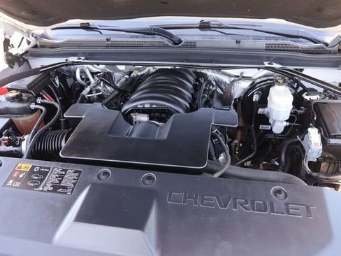 Used 2016 Chevrolet Suburban LTZ AWD/4WD image 29