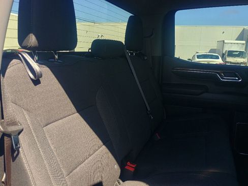Used 2024 Chevrolet Silverado 1500 LT AWD/4WD image 19