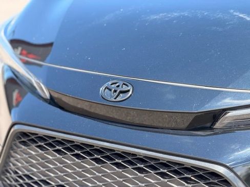 Used 2025 Toyota Corolla SE FWD image 6