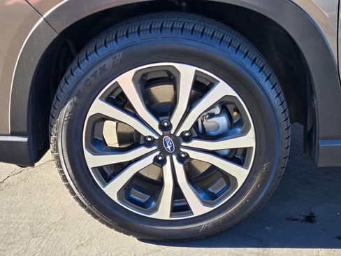 Used 2020 Subaru Forester Limited w/ Popular Package #3 image 9