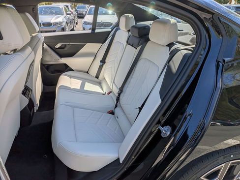 New 2027 BMW 530i xDrive AWD/4WD image 20