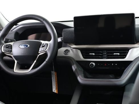 New 2025 Ford Explorer Active w/ Active Comfort Package image 8