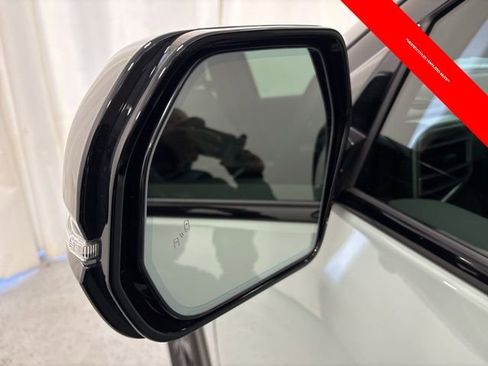 Used 2025 Toyota Tundra Limited image 7