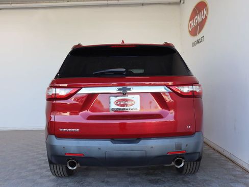 Used 2021 Chevrolet Traverse LT FWD image 6