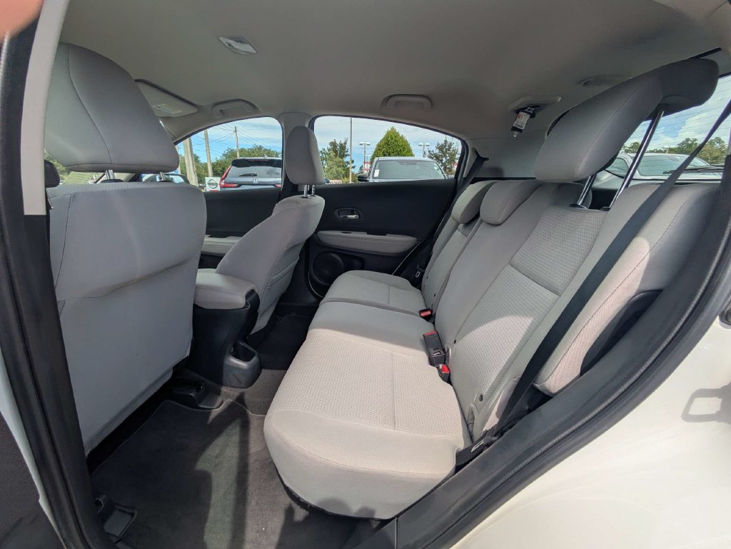 Certified 2022 Honda HR-V LX image 16
