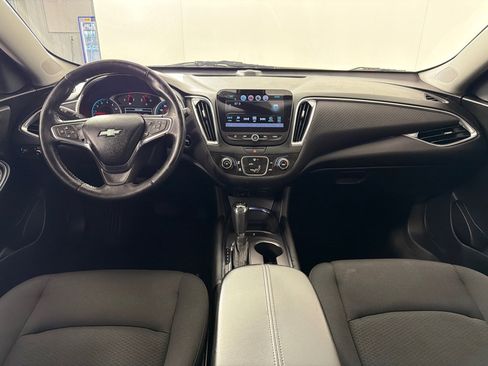 Used 2016 Chevrolet Malibu LT image 23