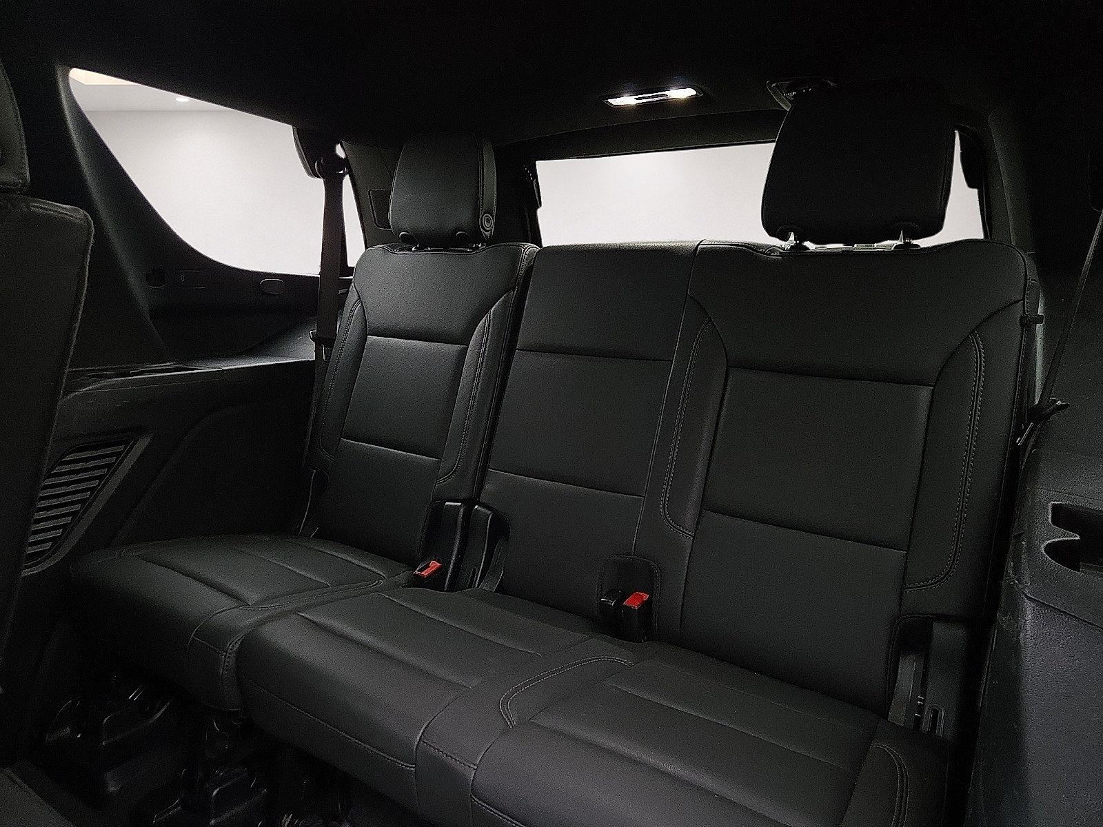 Used 2025 Chevrolet Tahoe LT AWD/4WD image 10